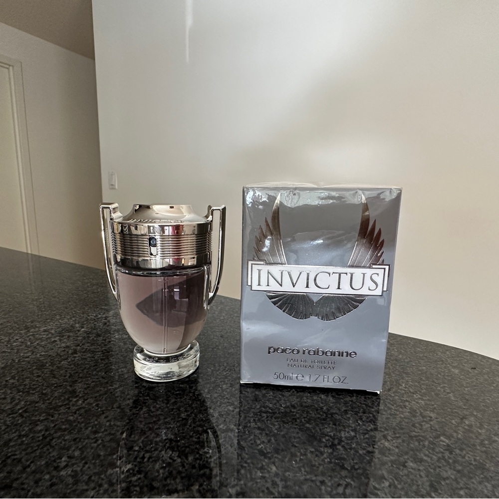 Invictus by the Paco Rabanne Fragrance Perfume 50ml Brand New